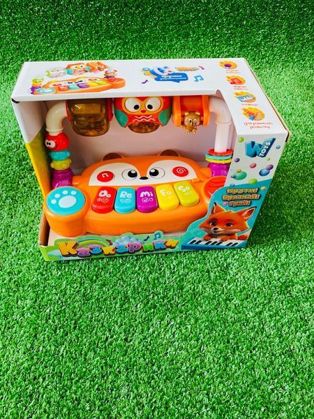 Музичний центр "Казкарики" 83339 WToys підсвічування, пісні, казки, віршики, ноти, брязкальця, кільця, каруселі, перемикач режимів 178797 фото