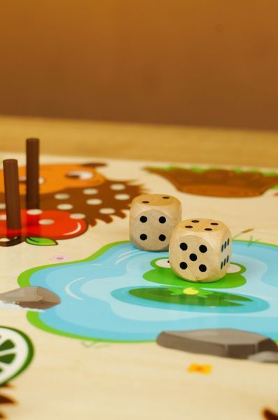 Настольная игра деревянная "Ежи-счетчики" WToys 36693 197449 фото